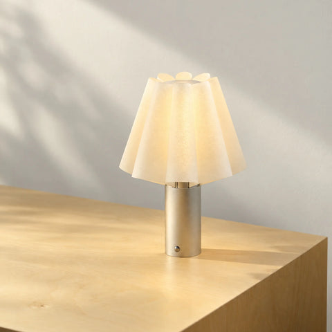Daisy Portable Lamp